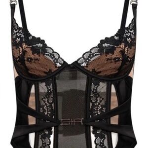 i am gia lace buster top